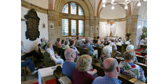 Nachfeier des Mährisch-Neustädter Wachsstockfestes an der Weingartenkapelle (Foto: Karl-Franz Thiede)